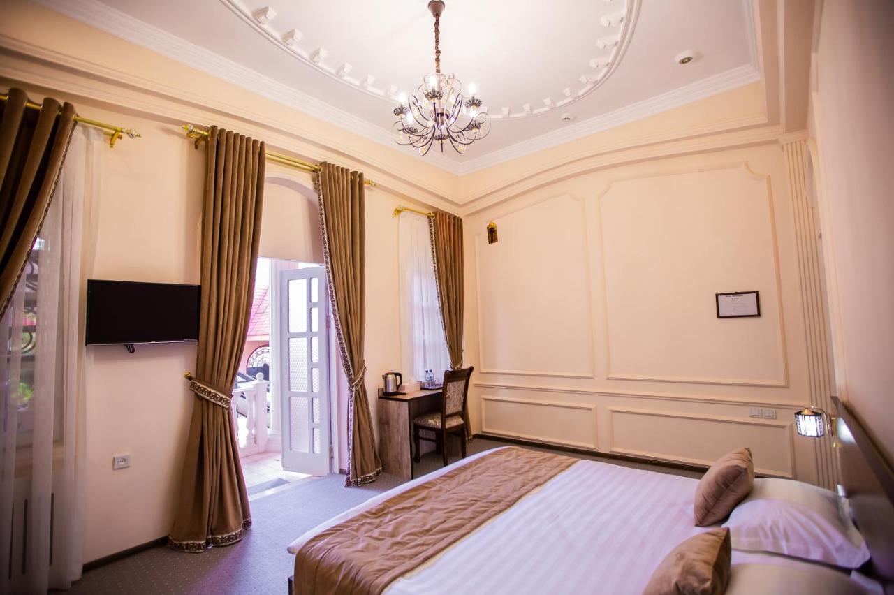 Art House Hotel Tasjkent Buitenkant foto